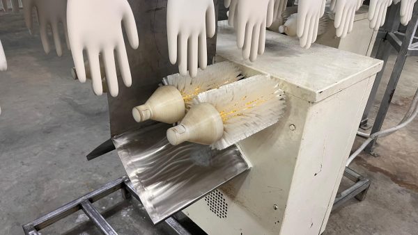Glove Pulling Brushes